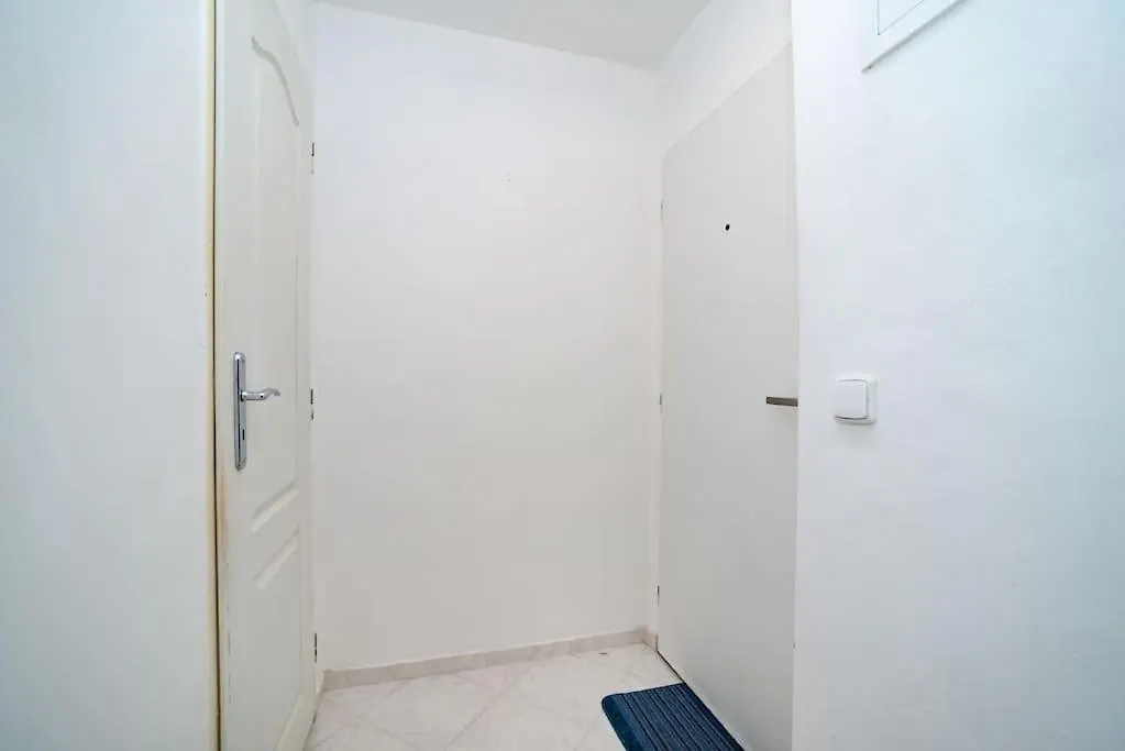 شقة Cosy, Retro-Styled Flat In Beautiful Zizkov براغ جمهورية التشيك