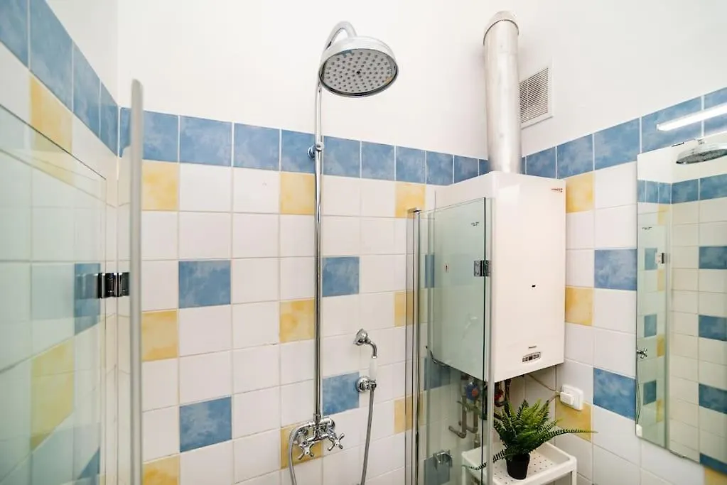شقة Cosy, Retro-Styled Flat In Beautiful Zizkov براغ