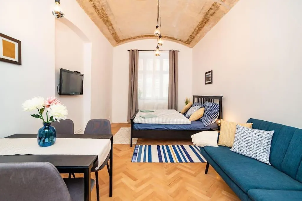 Apartamento Cosy, Retro-Styled Flat In Beautiful Zizkov Praga República Checa